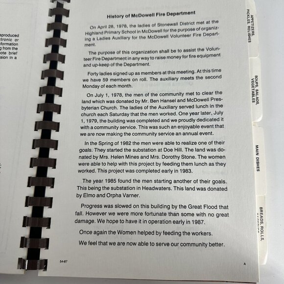 Whats Cooking In Highland County Cookbook 1987 Ladies Auxiliary McDowell Volunte - Picture 3 of 4